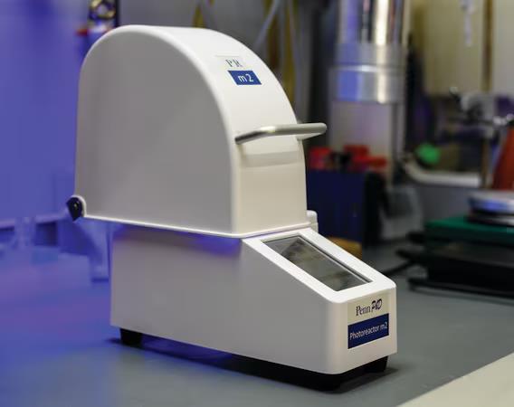 Penn PhD photoreactor M2